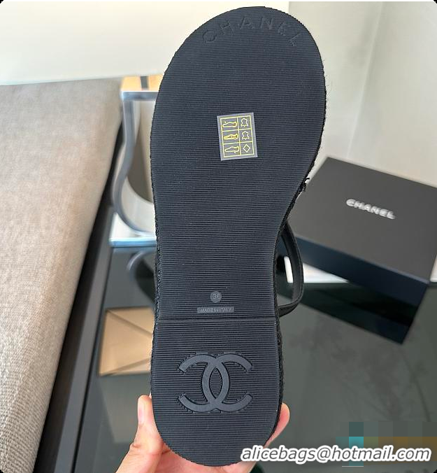 Best Grade Chanel Coco Beach Flip flops Suede Black 60703012