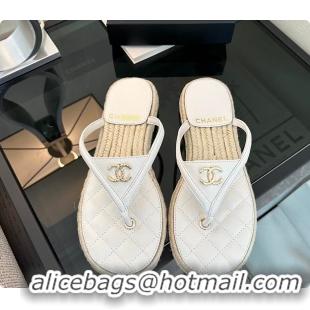 Low Price Chanel Coco Beach Flip flops Suede White 60703012