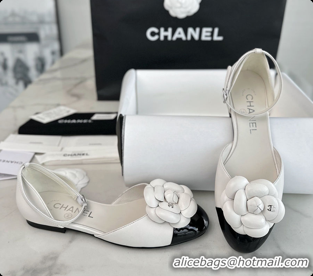 Sumptuous Chanel Slingback Kitten Heels with A Camellia Embellishment 60703014