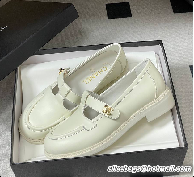 Luxurious Chanel Moccasins Shoes Calfskin White 60703107