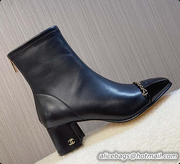 Good Looking Chanel Patent Leather Ankle boots Black 60703111
