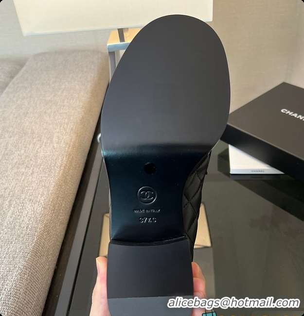 Shop Duplicate Chanel CC Quilted Heart Heel Loafers in Black 60703112