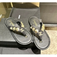 Pretty Style Chanel Thongs Lambskin & metal Slipper Black 60703006