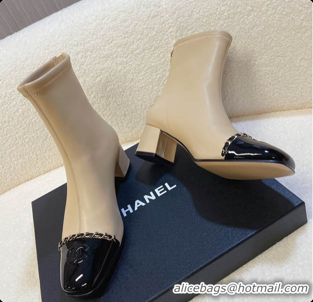 Sophisticated Chanel Patent Leather Ankle boots Beige 6080101