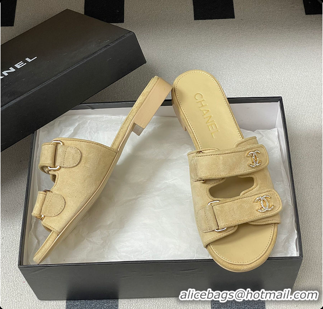 Top Design Chanel Open-toe Shoes Suede Beige 6080102