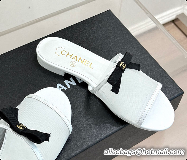 Good Looking Chanel Mules Mesh White & Black 6080108