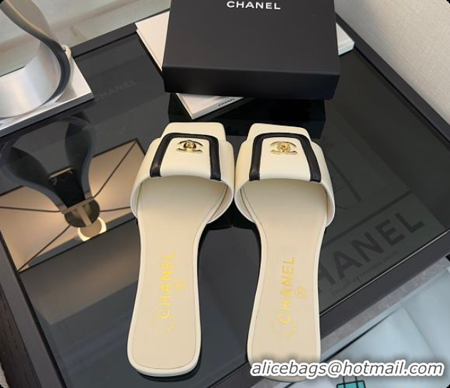 Good Product Chanel Mules Lambskin Ivory & Black 6080116