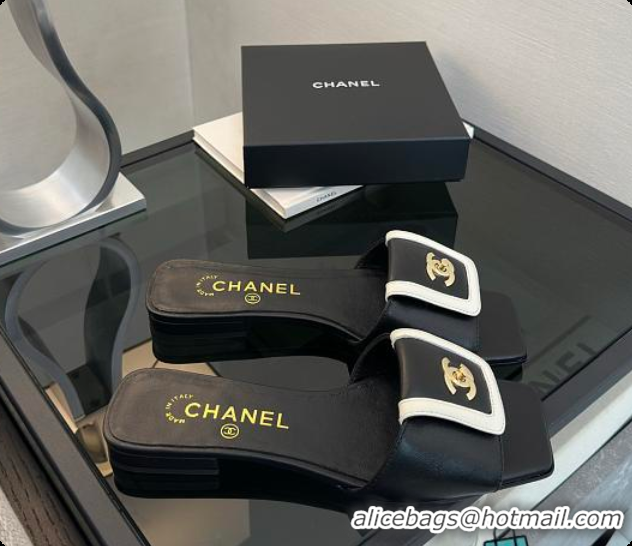 Big Discount Chanel Mules Lambskin Black & White 6080116