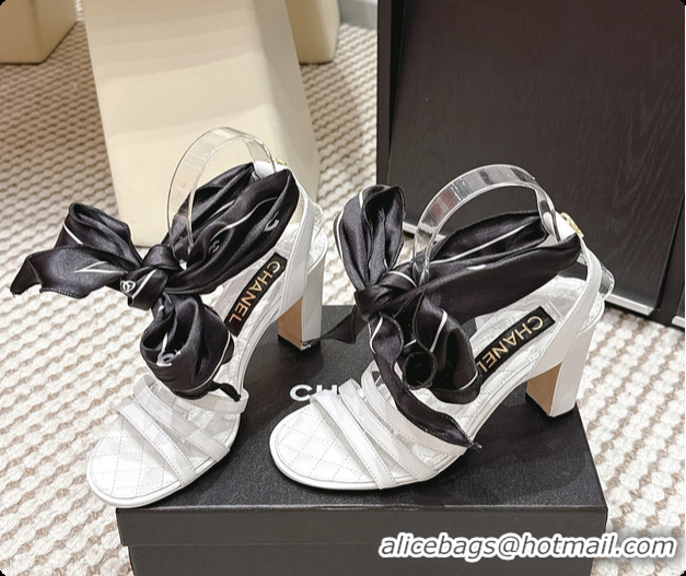 Perfect Chanel Sandals Sheepskin & Silk White & Black 6080204