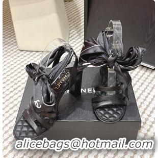 Luxurious Chanel Sandals Sheepskin & Silk Black & White 6080204
