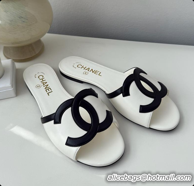 Good Quality Chanel Sandals Sheepskin White & Black 6080205
