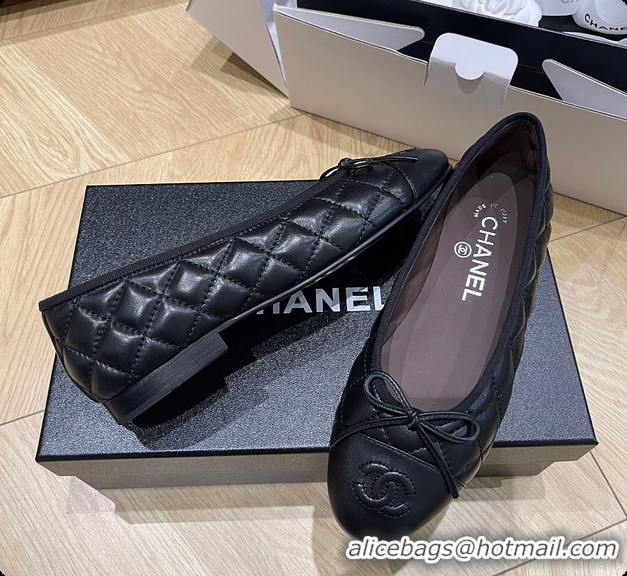Sumptuous Chanel Ballet flats Aged Calfskin Black 6080302