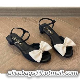 Charming Chanel Sandals in Grosgrain Black and Ivory 6080303