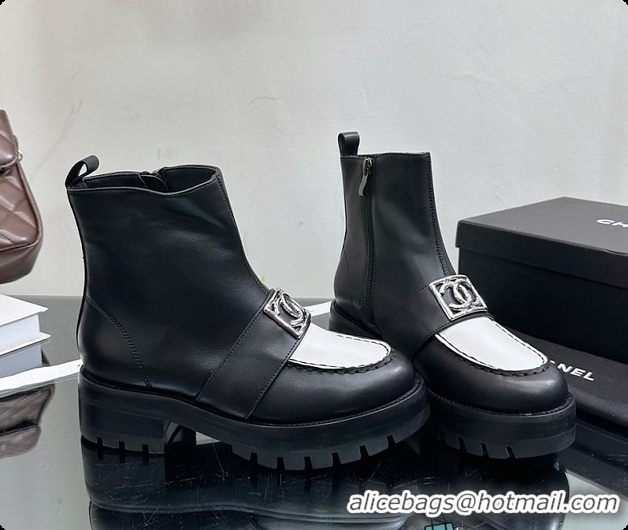 Luxurious Chanel Low Boots 01 6080406