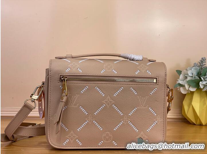 Reasonable Price Louis Vuitton Pochette Metis MM Hazelnut Couture M25682 2026