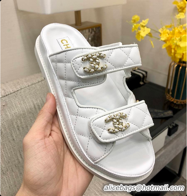 Buy Luxury Chanel Slipper White 01 6080415