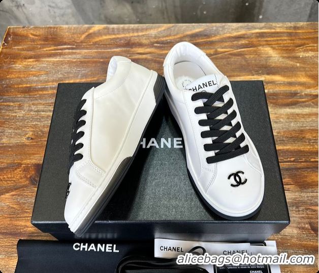 Sophisticated Chanel C Sneaker White And Black 6080422