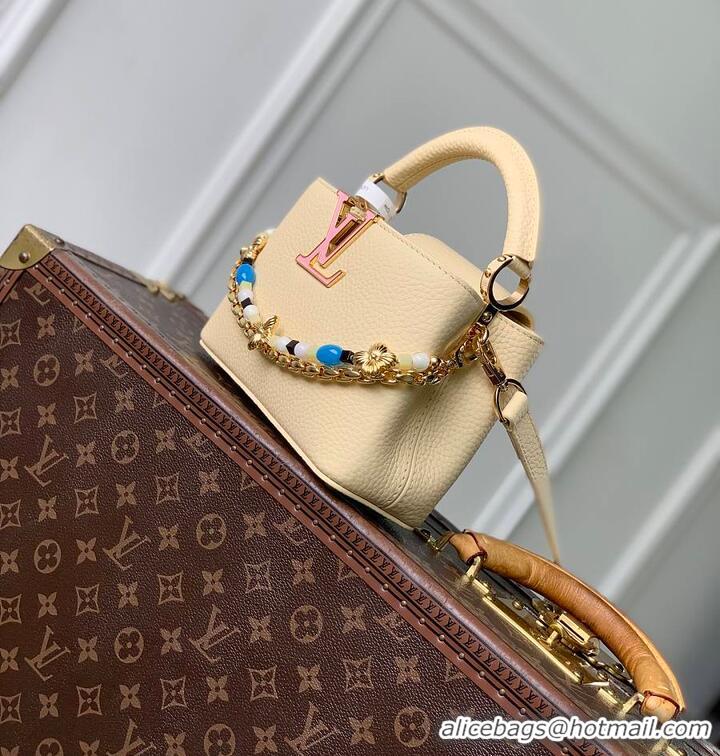 Traditional Specials Louis Vuitton Capucines East West Mini Banana Taurillon leather M25474
