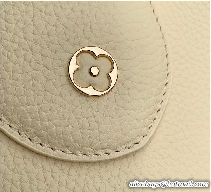 Traditional Specials Louis Vuitton Capucines East West Mini Banana Taurillon leather M25474