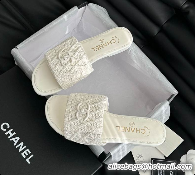 Best Price Chanel Women's Slide White 6080603