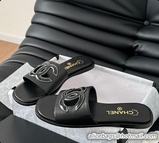 Buy Luxury Chanel Women Slide Black 6080605