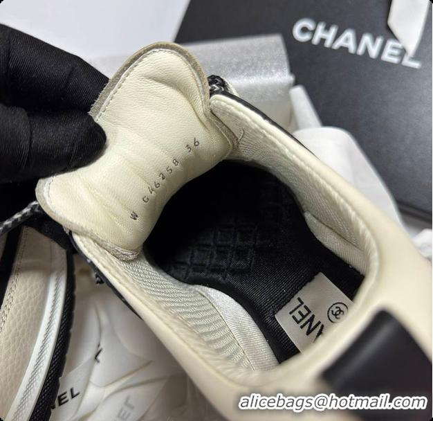 Pretty Style Chanel Sneakers Beige 6080606