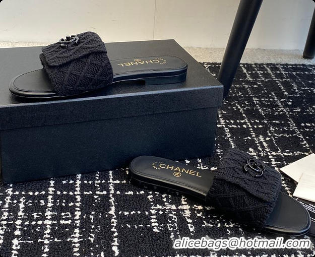 Sumptuous Chanel Flat Sandal Black 6080615