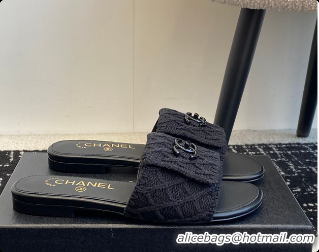 Sumptuous Chanel Flat Sandal Black 6080615