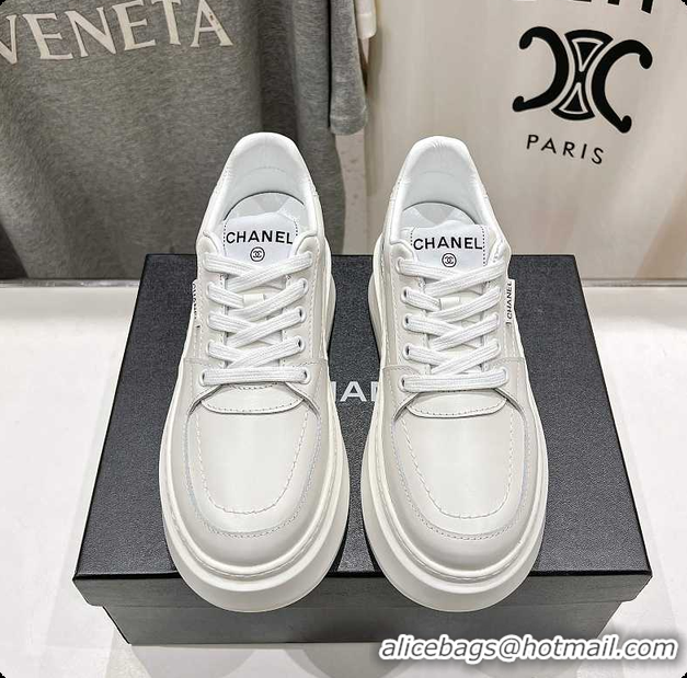 Low Price Chanel Sneaker White 6080619
