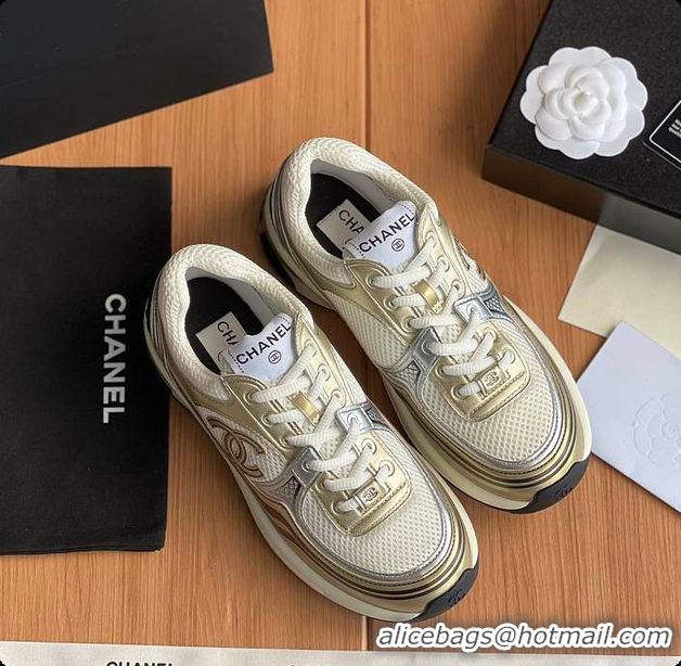 Stylish Chanel Sneaker Gold 6080619