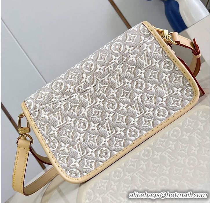 Unique Grade Louis Vuitton Diane PM Monogram Emblème Peuplier M29795