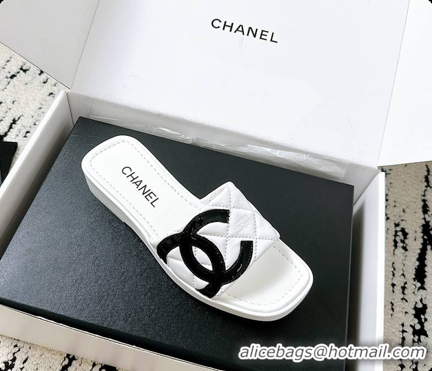 Good Quality Chanel White Flat Slides 60807011