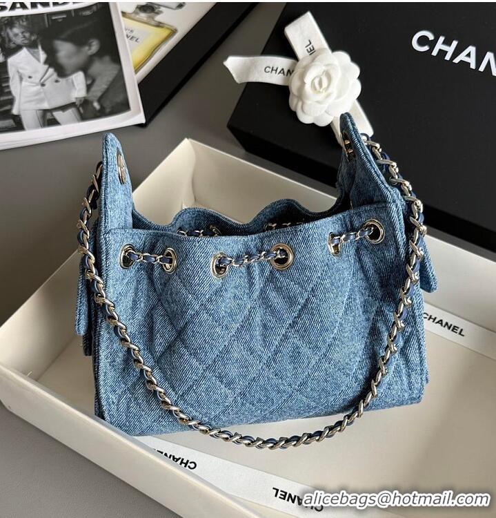 Top Grade Chanel MÉTIERS D'ART CHANEL 25 MINI HANDBAG Washed Denim & Gold-Tone Metal AS5631 2026