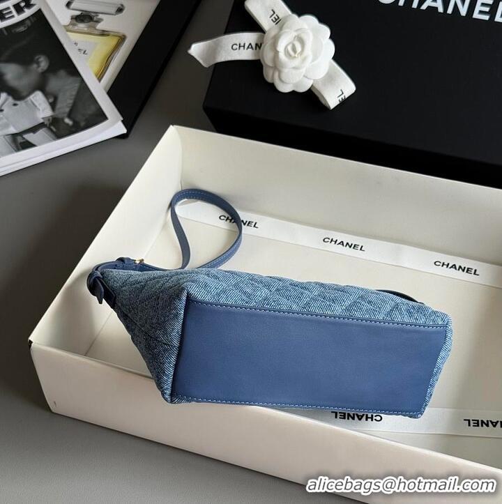 Best Price Chanel MÉTIERS D'ART CLUTCH WITH LEATHER STRAP Denim & Gold Metal AS5633 2026