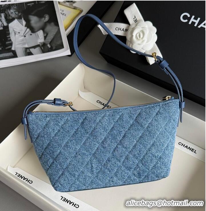 Best Price Chanel MÉTIERS D'ART CLUTCH WITH LEATHER STRAP Denim & Gold Metal AS5633 2026