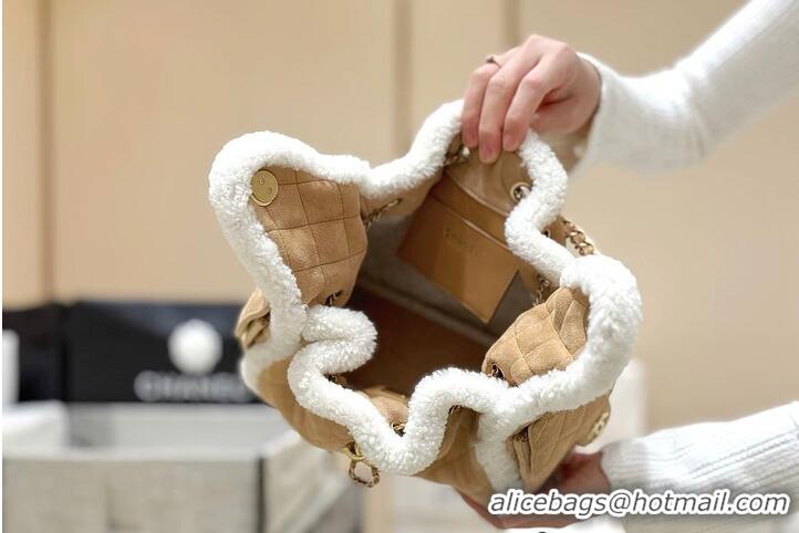 Super Quality Chanel 25 Small Handbag Shearling Sheepskin & Gold-Tone Metal AS6234 Beige Fall Winter 2026 Pre-Collection