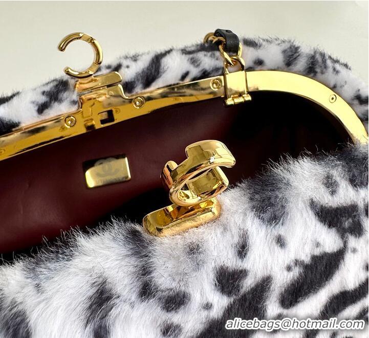 Traditional Discount Chanel Clutch with chain Lambskin & Gold-Tone Metal AS6237 White/Black 2026