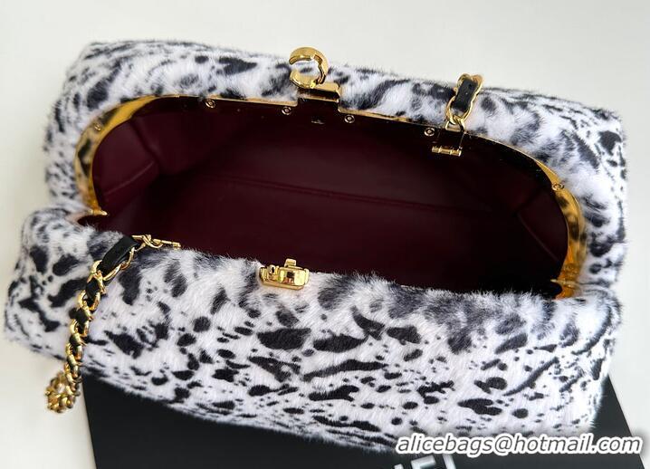 Traditional Discount Chanel Clutch with chain Lambskin & Gold-Tone Metal AS6237 White/Black 2026