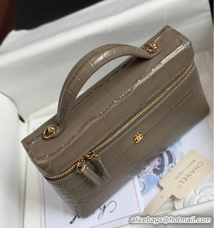 Well Crafted Chanel Métiers D'art Vanity with Chain Crocodile Embossed Calfskin AS6239 Dark Khaki/Gold 2026