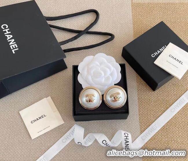 Famous Brand Chanel Large Studs Earrings 0108 White 2026
