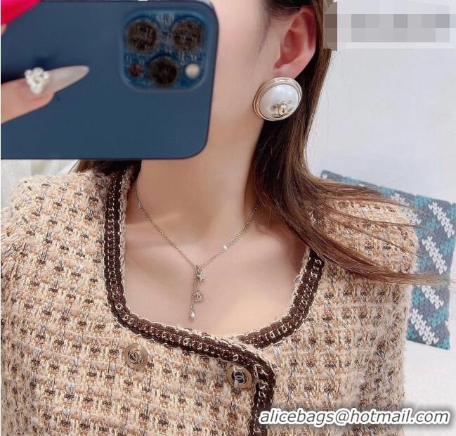 Famous Brand Chanel Large Studs Earrings 0108 White 2026