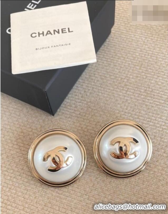 Famous Brand Chanel Large Studs Earrings 0108 White 2026
