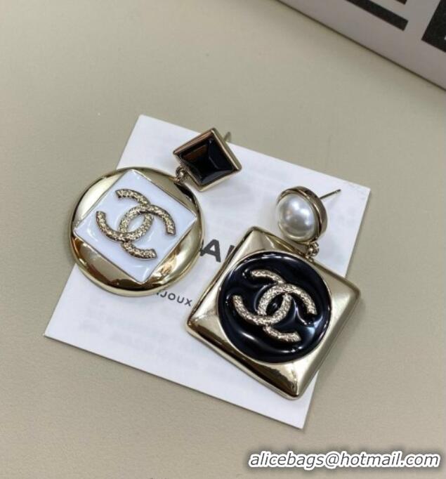 Grade Design Chanel Short Earrings CH011001 White/Black 2026