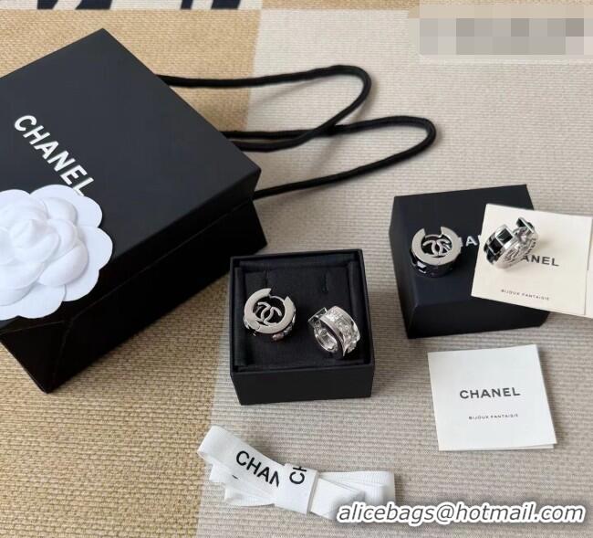 Free Shipping Discount Chanel Earrings CH080425 Silver/Black 2026