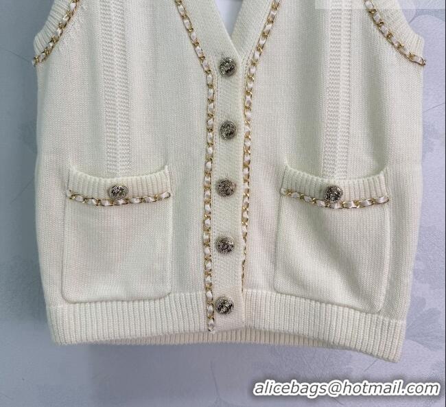 ​Shop Inexpensive Chanel Wool Vest with Chain CH032502 White 2026