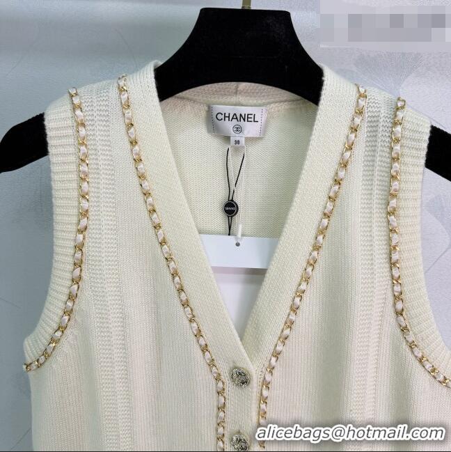 ​Shop Inexpensive Chanel Wool Vest with Chain CH032502 White 2026