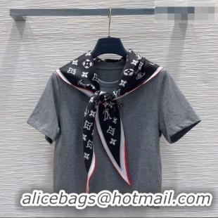 Top Grade Louis Vuitton Cotton T-shirt with Scarf LV42108 Grey 2026