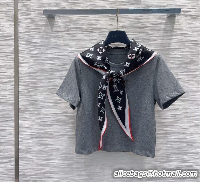 Top Grade Louis Vuitton Cotton T-shirt with Scarf LV42108 Grey 2026