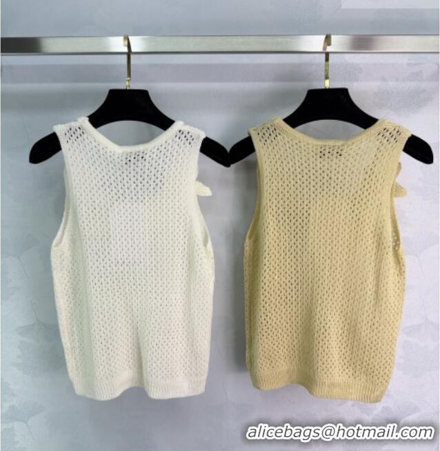 Best Price Chanel Wool Blend Knit Vest with Bloom CH042206 White 2026