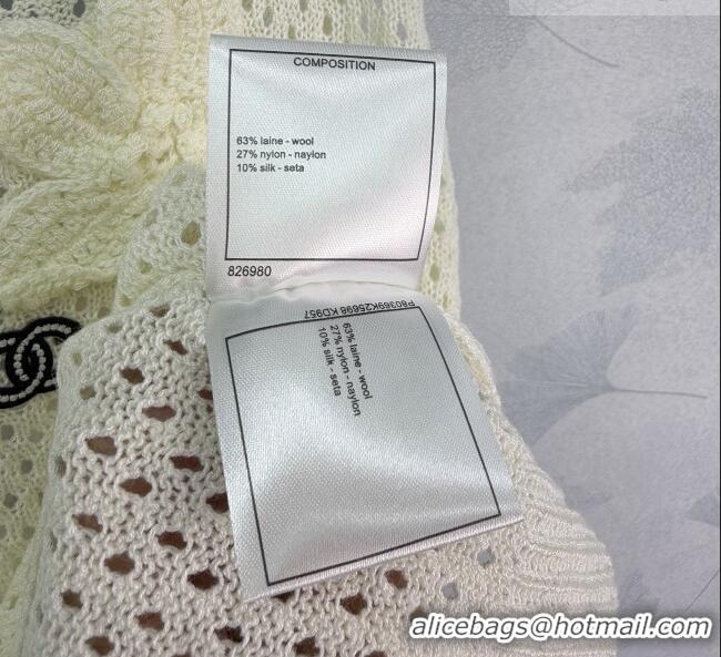 Best Price Chanel Wool Blend Knit Vest with Bloom CH042206 White 2026